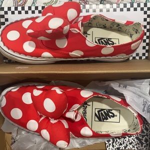 Minnie Mouse Vans, Women’s 8.5